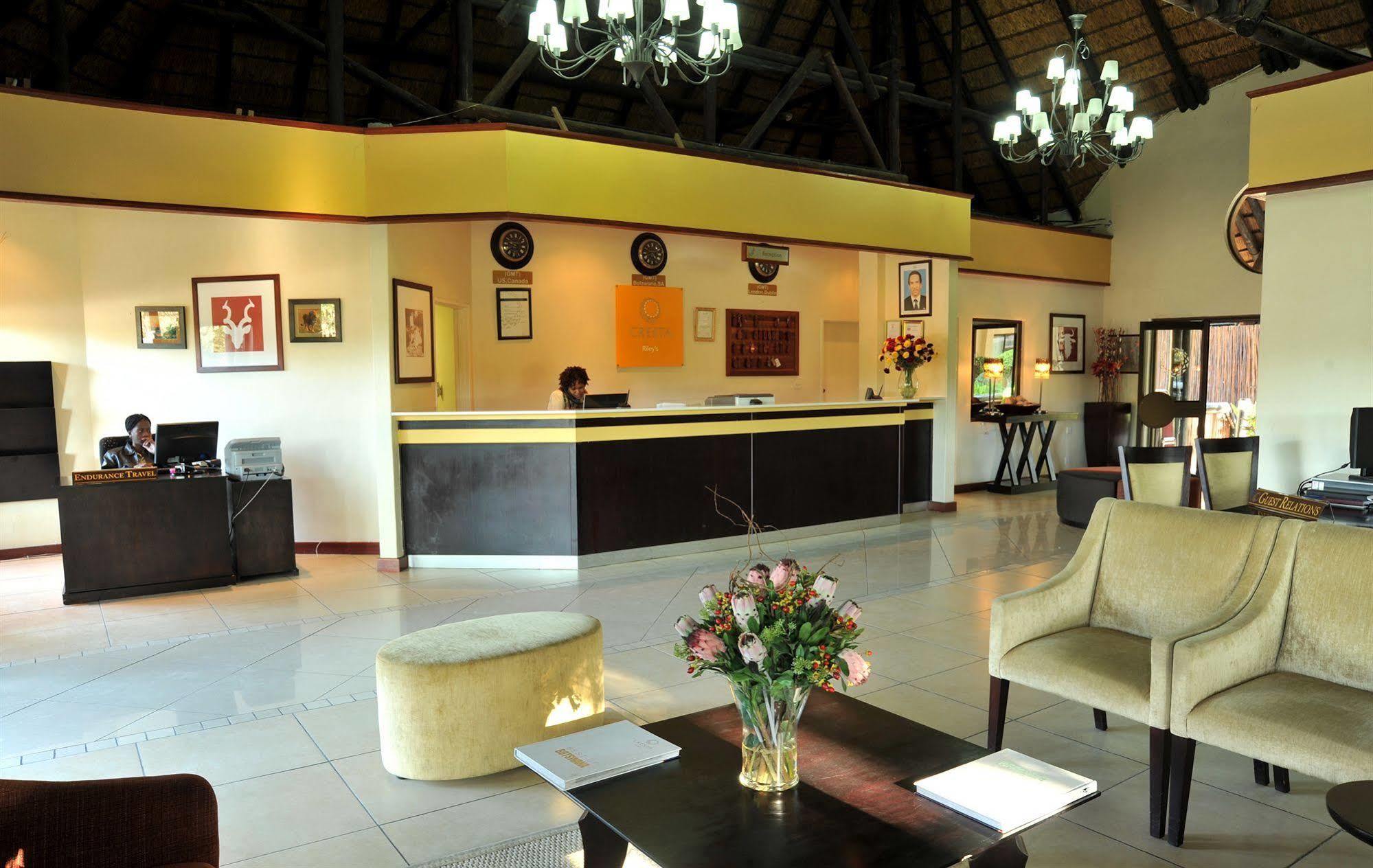 Cresta Riley'S Hotel Maun Exterior photo